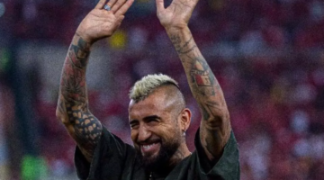 Arturo Vidal recebe ofertas!